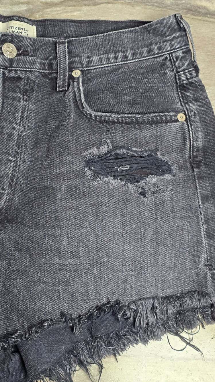 Citizens of Humanity Marlow Denim Shorts Womens 28 Black Distressed Raw Hem - Picture 4 of 12